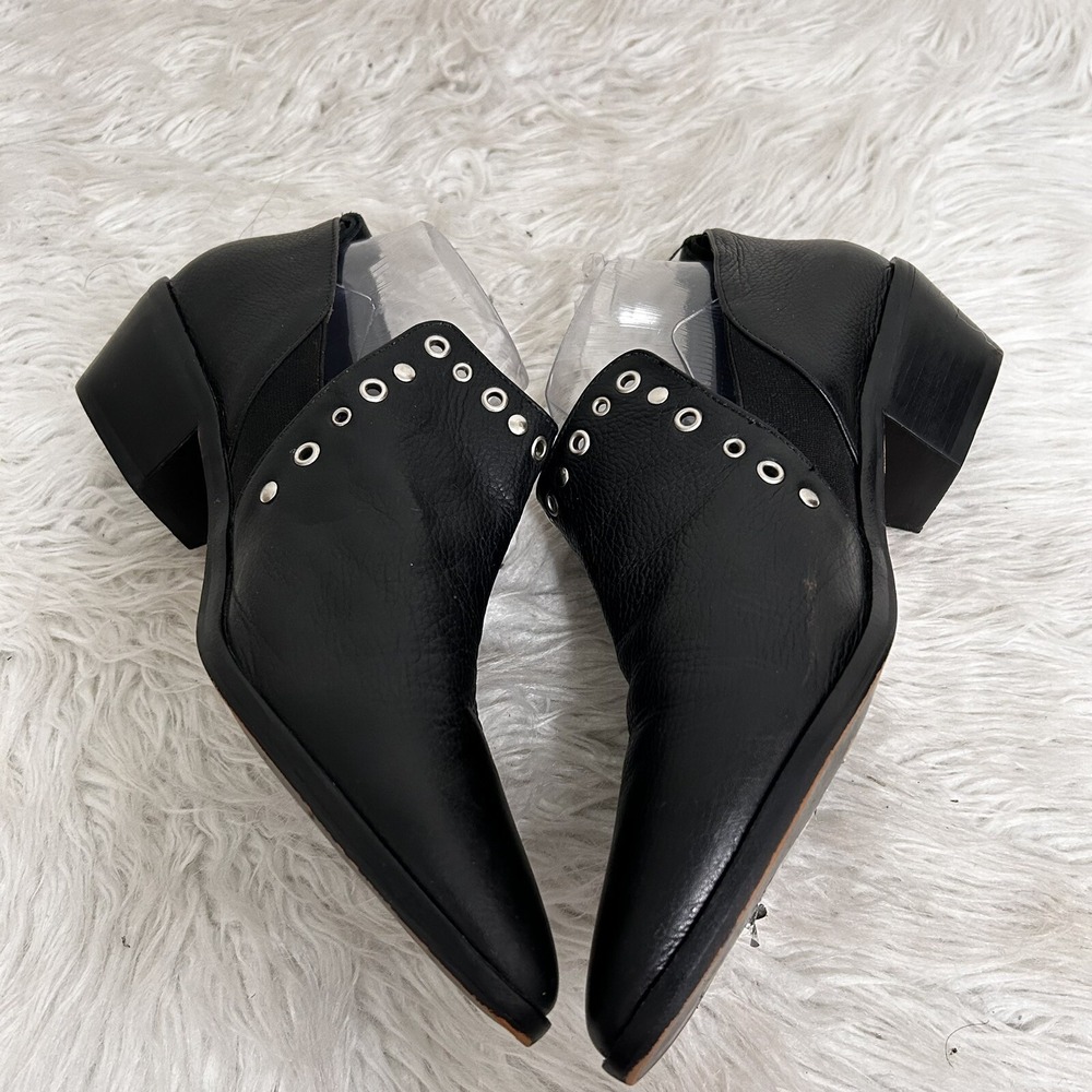 Rebecca Minkoff Annette Grommet Shootie Soft Pebble Grain Leather Slip on 9.5 M - Picture 5 of 10